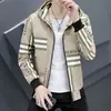 Jaqueta Curta Masculina Plus Size Top Estampado Tamanho Versátil Masculino Jaqueta Masculina Primavera/Outono Jovem Tendência