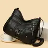 Bolso de textura suave de piel para mujer, nuevo modelo 2025, simple y elegante, bolso versátil para mamá, moderno bolso de hombro y cruzado de gran capacidad