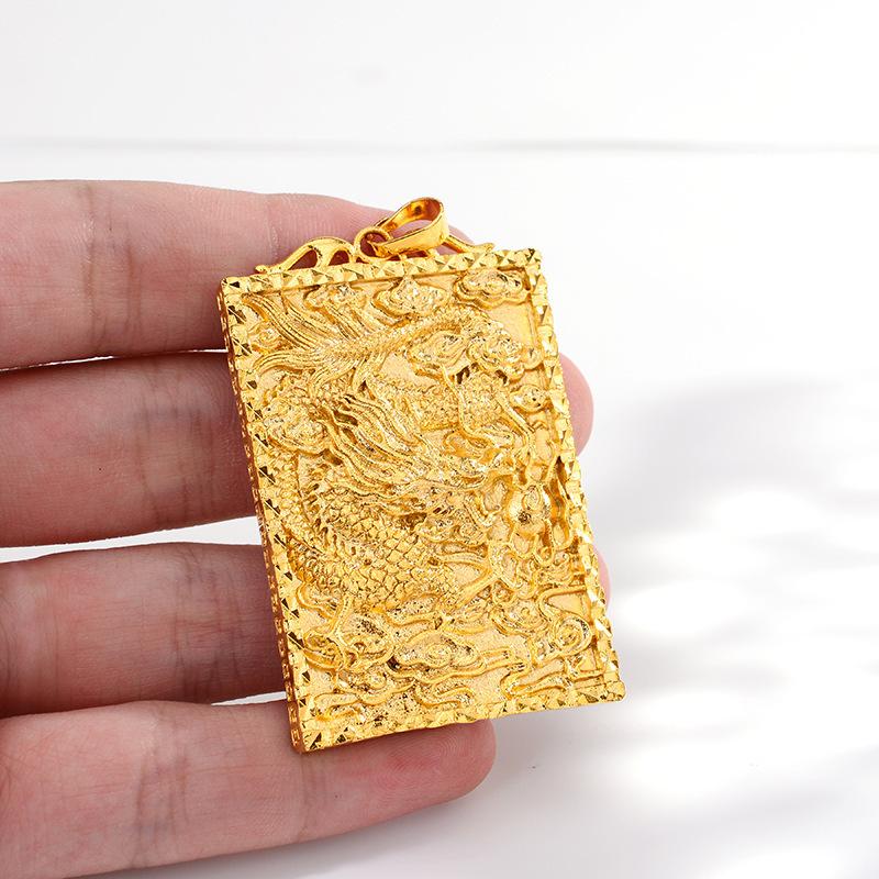 12556842065_1842851670