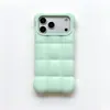 Aplicable a iPhone 18 Pro Max Funda Protectora Antigolpes de Silicona Líquida con Patrón de Nube para Teléfono Apple 17 Pro Max