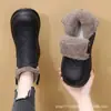 Botas de Neve Femininas Estilo Western Versátil 2024 Novidades Explosivas Inverno Nordeste Sapatos de Algodão Engrossados Quentes Solado Espesso Botas com Salto