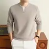 Moletom Redondo Duas Peças Estilo Old Money para Homens, Novo Outono 2026 Cor Sólida Manga Longa Casual Camada Base Moletom Masculino