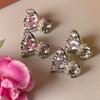 Aretes de diseño de ramo romántico francés de alta gama con perlas de piedra blanca, temperamento femenino, nicho único, accesorios de celebridad de internet, aretes