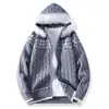 Chamarra Suéter para Hombre Transfronteriza 2025 Invierno Nueva Moda Perezoso con Capucha Cuello de Piel Tejido Cárdigan Top para Hombre