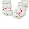 Novos chaveiros de resina para tamancos no atacado: designs fofos de desenhos animados, flores versáteis para sapatos em formato de borboleta, flores bolha e decorações de animais