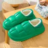 Chinelos de Algodão com Pétalas Femininos Outono e Inverno 2025 Novo Estilo Interno Casa Estilo Casal Sapatos de Algodão Masculinos Antiderrapante Externo Impermeável