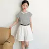 Conjunto de Camiseta Listrada Sem Manga para Meninas, Estilo Verão Fino Roupas Infantis, Conjunto Casual de Duas Peças com Colete e Shorts Estilo Coreano, Temporada de Verão