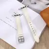 Adequado para Apple S10 Pulseira de Couro Fino Elegante Lisa Feminina Iwatch9 Pulseira Estreita para Pulso Pequeno 42mm