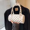 Bolsa de couro envernizado estilo estrangeiro, bolsa de travesseiro feminina 2025, nova bolsa de cilindro portátil casual, bolsa de ombro transversal da moda