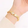 Pulsera de acero de titanio tamaño flor diamante moda europea y americana pulsera de acero inoxidable para mujer joyería de acero de titanio alto joyería mano