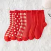 Calcetines Rojos de Año Nuevo Otoño e Invierno Calcetines de Algodón de Año Nuevo Calcetines de Color Sólido Versátiles para Parejas Calcetin Festive de Boda Regalos