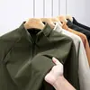 Moletom de manga longa liso com zíper e gola alta dupla face em veludo para homens, nova camisa base casual versátil para primavera e outono
