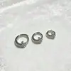 Brincos Clássicos de Cruz Cravejados com Diamantes, Brincos Simples de Personalidade Nicho para Mulheres, Exquisitos Brincos de Argola com Pino de Prata S925 Estilo Commuter