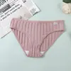 Venta de Liquidación del Fabricante Talla Europea y Americana Algodón Cintura Media Transpirable Alta Elasticidad Cómodos Perforados con Aguja Calzones para Mujer Ropa Interior para Niñas