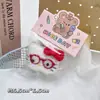 Pequeños regalos de fiesta empaquetados individualmente, lindos colgantes de peluche, muñecos de dibujos animados, muñecos para lanzar en bodas, recuerdos de fiesta y decoraciones colgantes