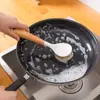 Escova de pote estilo japonês em madeira de faia, uma ferramenta de limpeza de cozinha para esfregar panelas e louças, remove eficazmente óleo e sujeira, e possui um cabo longo para facilitar a limpeza