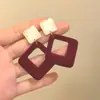 Colección de Pendientes Populares ~ Pendientes de Peluche de Dibujos Animados Metálicos Atmosféricos, De Aspecto Elegante, Compactos, Pendientes de Estilo Artístico