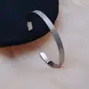 Design Retro Transfronteiriço Europeu e Americano Joias de Aço Inoxidável de Alta Qualidade Simples Criativo Exquisito Pulseira Aberta Fabricante de Origem