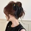 Accesorio para el cabello estilo Hepburn de lunares con una pinza de tiburón grande, diseñado para cabello voluminoso, adecuado para coletas altas, pinza de cangrejo triangular, accesorio para el cabello para mujer