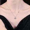 Cadena para Clavícula de Plata de Ley S925 con Trébol de Cuatro Hojas y Diamante Moissanita de 1.2 Quilates, Colgante de Alta Gama para Mujer, Nicho de Lujo Ligero, No se Desvanece