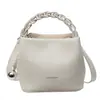 Bolsos para Mujer 2026 Verano Nuevo Estilo Bolso Cubo Tejido a Mano Moderno Simple Bolso de Hombro Bolso Cruzado Blanco Crudo