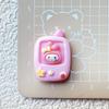 Nuevo Dibujo Animado Lindo Teléfono Móvil iy Pegamento Crema Funda para Teléfono Móvil Pegatina para Refrigerador Agujero para Llavero Zapatos Accesorios de Resina