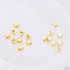 Cuentas redondas de 6 mm con forma de corazón de melocotón perforadas, chapadas en cobre con oro real de 18 quilates, brillantes, para accesorios de bricolaje, cuentas espaciadoras con forma de estrella de color retentivo, recubiertas de oro de 14 quilates