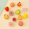 Juguetes de comida de frutas simuladas en miniatura, manualidades creativas de bricolaje, pasadores de pelo caseros, accesorios de pegamento de crema, piezas pequeñas de resina, al por mayor