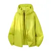 Una Chaqueta Cortavientos Acolchada del Mismo Estilo con Capucha para Mujer Ligera Cortavientos Impermeable Ropa Exterior Moda Masculina Abrigo de Algodón Cálido Estampado
