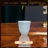 Juego de Vajilla de Cerámica Jingdezhen de Gama Alta con Color Bajo Esmalte Celadón: Set de Cuencos para Arroz, Platos, Cuencos para Sopa, Cucharas Pequeñas, Cuencos, Platos y Palillos