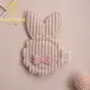 Acessórios de Cabelo de Coelho de Desenho Animado Novos Europeus e Americanos Transfronteiriços para Meninas, Presilha Lateral para Franja, Coberto Completamente com Tecido, Presilha de Cabelo Não Danificadora