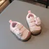 Sapatos para Bebês e Crianças Pequenas 2026 Outono Antiderrapantes Sapatos Infantis para Exterior Sapatos Esportivos Novos Sapatos para Meninas Sapatos Individuais para Bebês