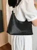 Bolsa de Mão Leve Casual Transfronteiriça 2026 Verão Nova Moda Retro Bolsa Bolinho Grande Capacidade Ombro Transversal