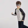 Camiseta de manga comprida ZhiJi para meninos, com blocos de cor, secagem rápida, que absorve o suor, para crianças mais velhas, camisa para esportes ao ar livre de outono