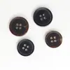 Botões de Chifre Natural, Botões de Quatro Furos com Borda Fina, Acessórios de Vestuário de Alta Qualidade para Ternos, Casacos e Trench Coats, Atacado em Estoque