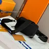 Bolsa Transversal Masculina Família L Couro Bovino de Primeira Camada Família Burro 59161
