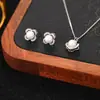 Set Combinado de Pendientes y Collar Weidni de Lujo Accesible, Gama Alta, Elegante, Moderno y Versátil, Traje al por Mayor para Mujeres