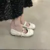 Sapatos Mary Jane Retrô de Baixo Arco Estilo Francês para Mulheres, Novos Sapatos Planos Versáteis Estilo Ballet para a Primavera de 2026