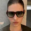 Gafas de Sol Cuadradas Retro Simples con Clavos de Arroz Estilo Callejero de Moda Gafas de Sol Europeas Americanas Moda Protección Solar al Aire Libre Personalidad Gafas de Sol Transfronterizas