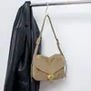 Bolso Silla con Solapa de Piel de Vaca Mate Nuevo 2026 para Mujer, Bolso Cuadrado Pequeño Versátil para el Día a Día, Bolso Cruzado de Hombro de Piel Genuina