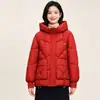 2026 Chaqueta de Algodón con Capucha Única Súper Atractiva para Mujer Estilo Caliente de Invierno Sensación de Alta Gama Bolsillos Grandes Abrigo de Algodón Ropa de Abrigo Gruesa No Voluminosa