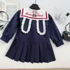 Vestido Estilo Preppy para Niña 2026 Otoño Conejito de Caricatura Oficial de Policía Vestido de Bebé Princesa Cuello Azul Marino Falda Plisada