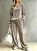 2026 Europeu e Americano Transfronteiriço Outono e Inverno Novo Estilo Veludo Solto Casual Calças de Perna Larga Moda Conjunto de Duas Peças Roupas Femininas