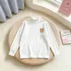Camiseta Base Essencial para Uniforme Escolar de Crianças Médias e Grandes com Gola Meia-Alta Camisa para Meninos e Meninas Roupa Íntima Quente de Gola Meia-Alta Infantil Peça Única De Rong para Crianças Outono e Inverno