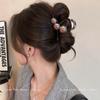 Elegante Pinza de Perlas Mediana Pinza de Tiburón para Cabello Pinza para el Cabello para Mujer 2025 Nuevo Accesorio para el Cabello para la Parte Posterior de la Cabeza