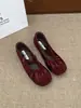 Primer Encuentro Verano 2026 Nuevos Zapatos Planos de Ballet con Tira Plisada de Nicho para Mujer, Zapatos Mary Jane Satinados Estilo Chanel