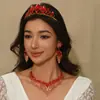 Tiara Corona de Novia Europea y Americana Juego de Joyas de Collar y Pendientes de Boda de Tres Piezas Nuevos Accesorios de Boda Europeos y Americanos para Mujeres