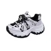 Nuevos zapatos deportivos casuales de otoño antideslizantes que aumentan la altura para mujeres petite, malla 2026, zapatos de papá de suela gruesa, estilo ins transpirable