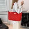 Bolsa Grande Feminina 2026 Nova Tendência Bolsa Acolchoada com Corrente Estilo Coreano Bolsa de Ombro Transversal Moda Bordada Bolsa de Mão Tote