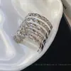 Pulsera de moda de metal chapado en oro de 18 quilates exagerada de alto sentido joyería irregular para mujer